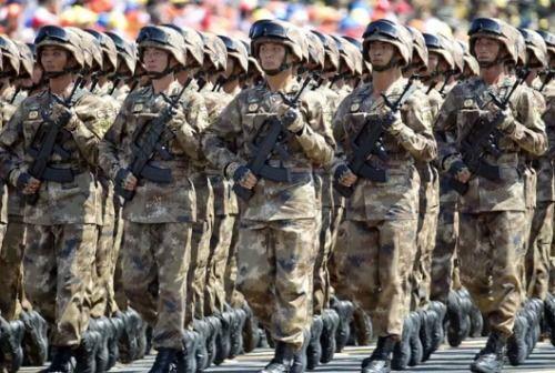 齐步走动作要领视频,标准步伐与队列训练全解析