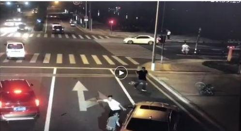 街头砍人高清视频